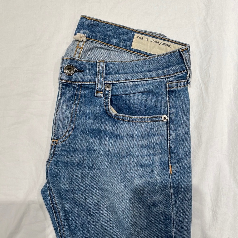 Rag and bone tomboy jean lightly worn